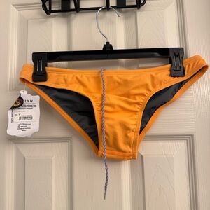 Jolyn Midl Bikini Bottom in Mango 🥭